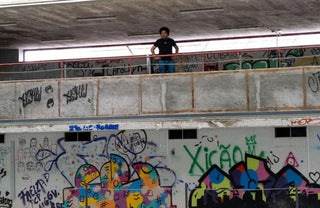 Novo espaço cultural em Almada: Piscina de Arte de Kil uanji Kia Henda atrai multidões