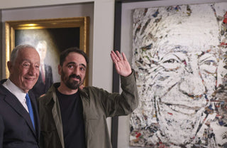 Retrato oficial de Marcelo Rebelo de Sousa criado por Vhils é apresentado e passa a integrar o Museu da Presidência