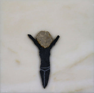 Joao-Cutileiro-Cristo-escultura-em-pedra-marmore-aplicada-em-placa-de-marmore-22-25-dim-305-x-305-cm